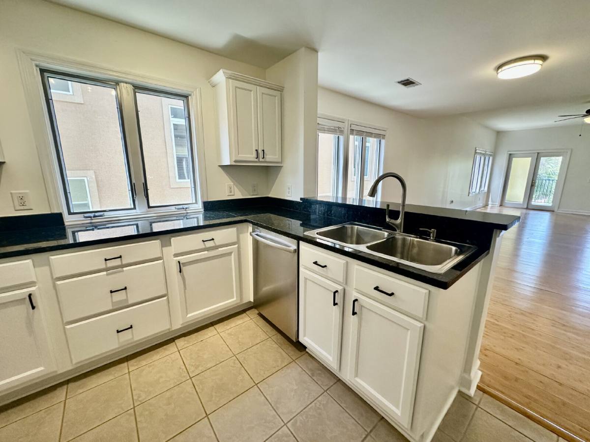 Townhouse for rent at 14E Johnston Way, Bluffton, SC 29910
