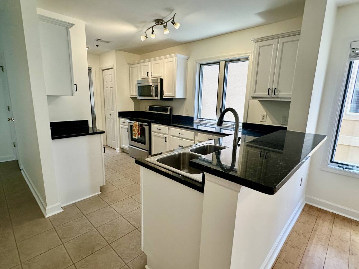 Townhouse for rent at 14E Johnston Way, Bluffton, SC 29910