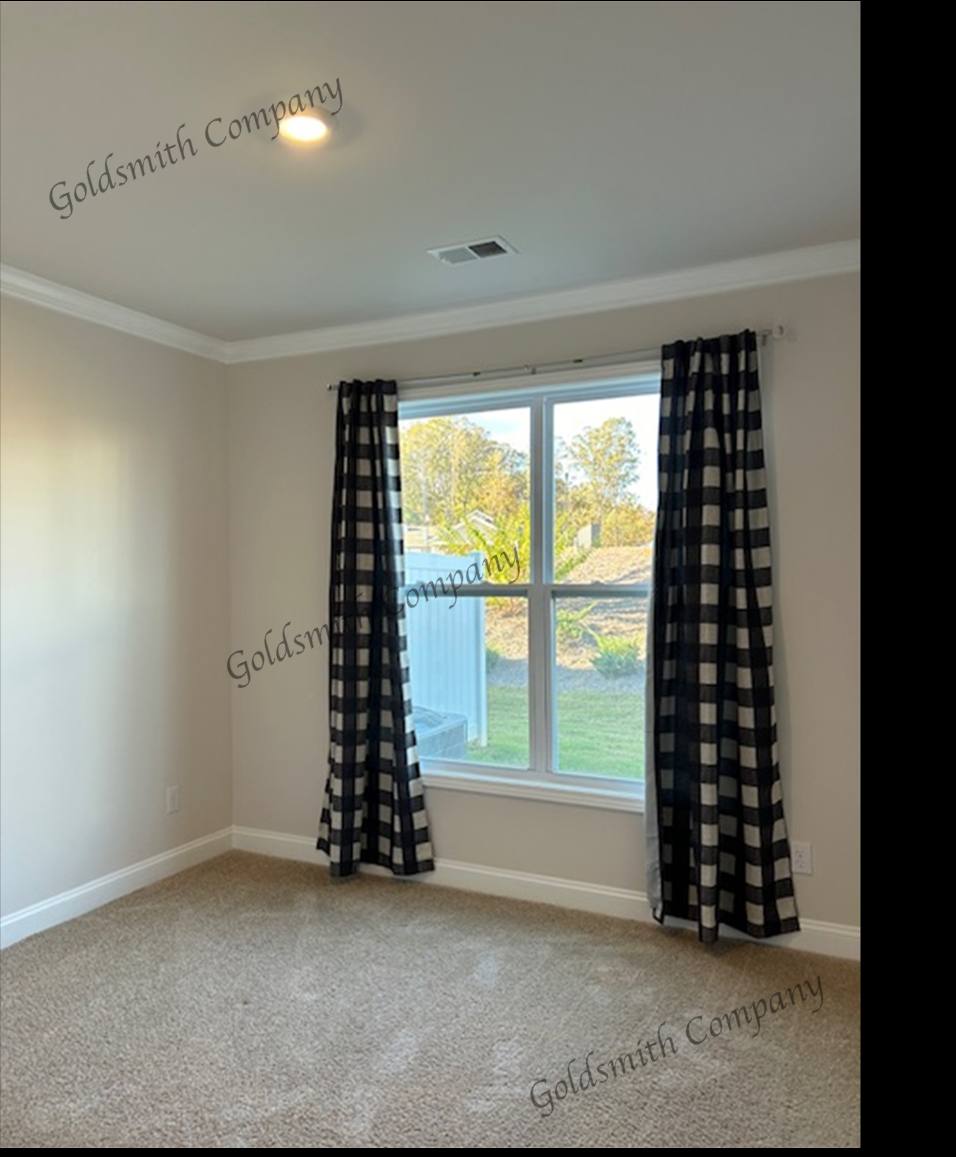Townhouse for rent at 517 Yellow Fox Rd, Greer, SC 29650