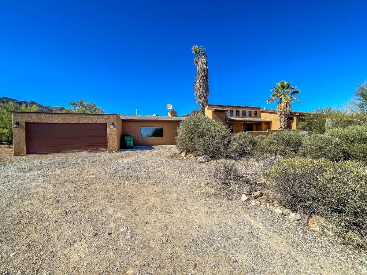 House for rent at 1711 N Placita Tuberia, Tucson, AZ 85745