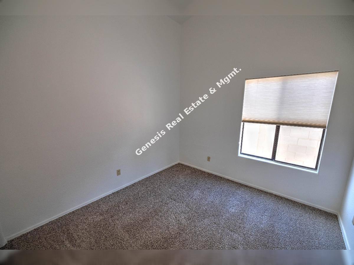 House for rent at 10019 N Roxbury Dr, Tucson, AZ 85737