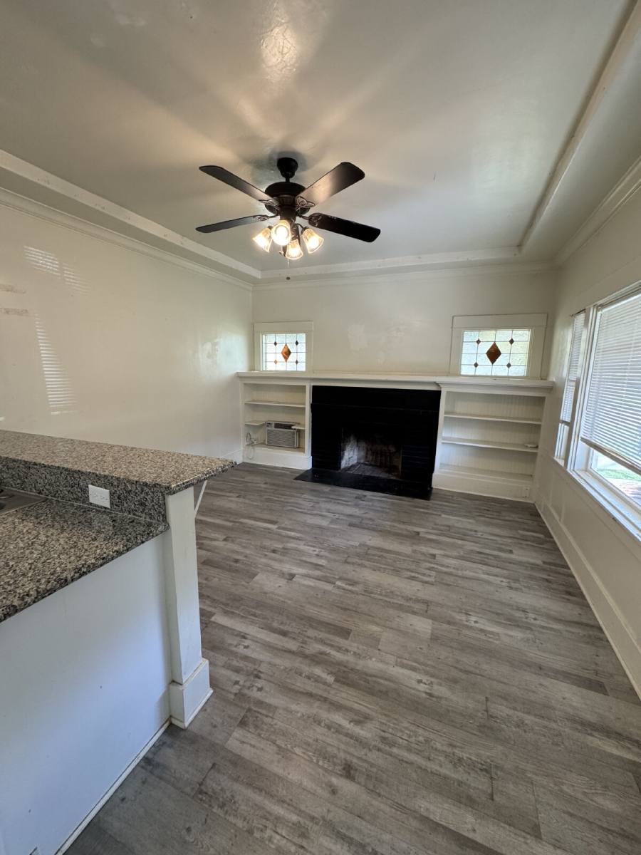 Apartment for rent at 1007 W 18th St, Merced, CA 95340