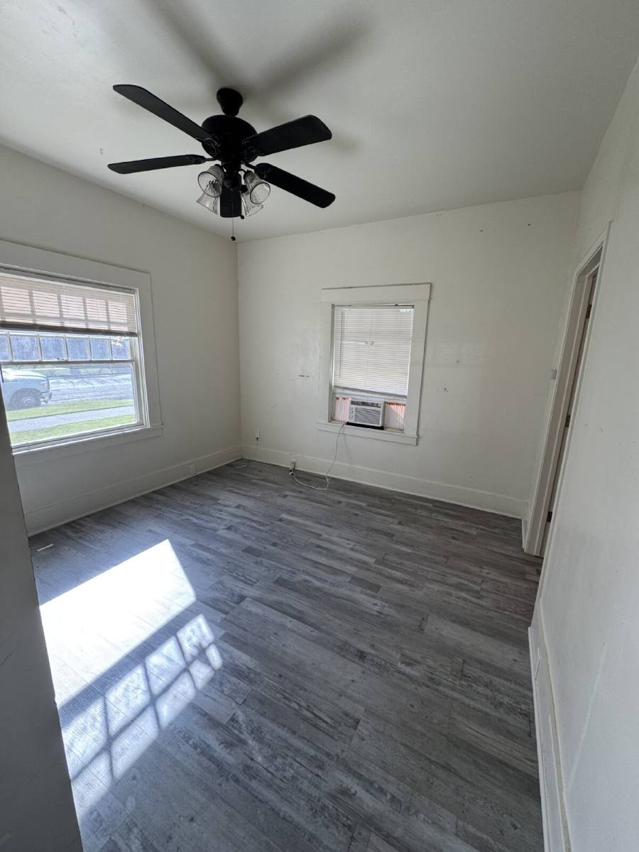 Apartment for rent at 1007 W 18th St, Merced, CA 95340