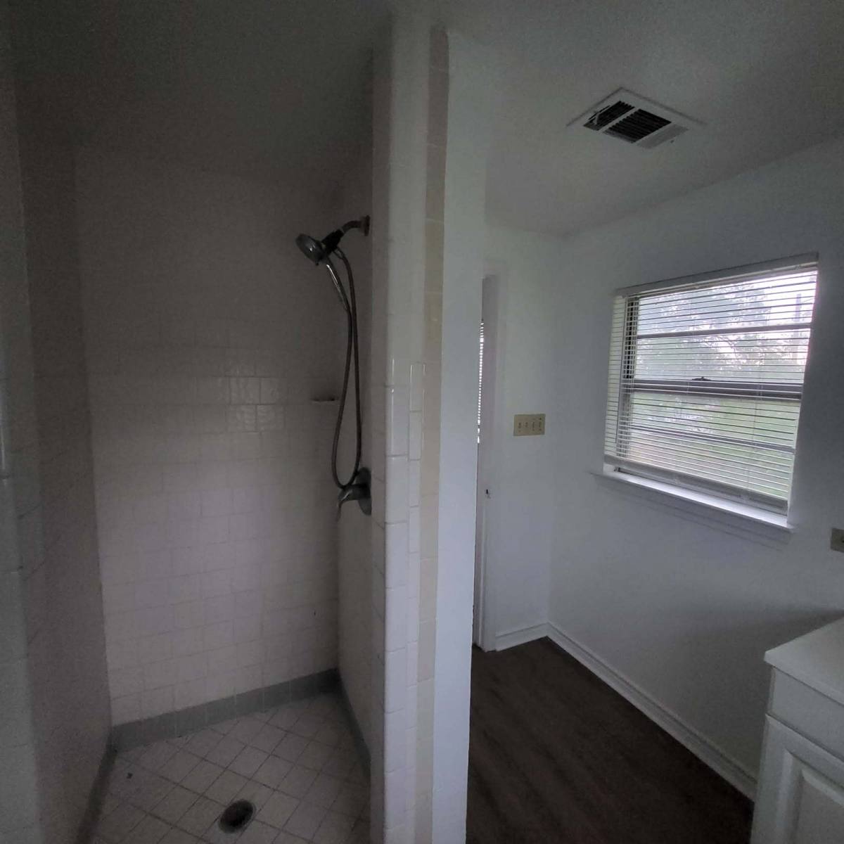 Townhouse for rent at 702 8th St #2, Floresville, TX 78114