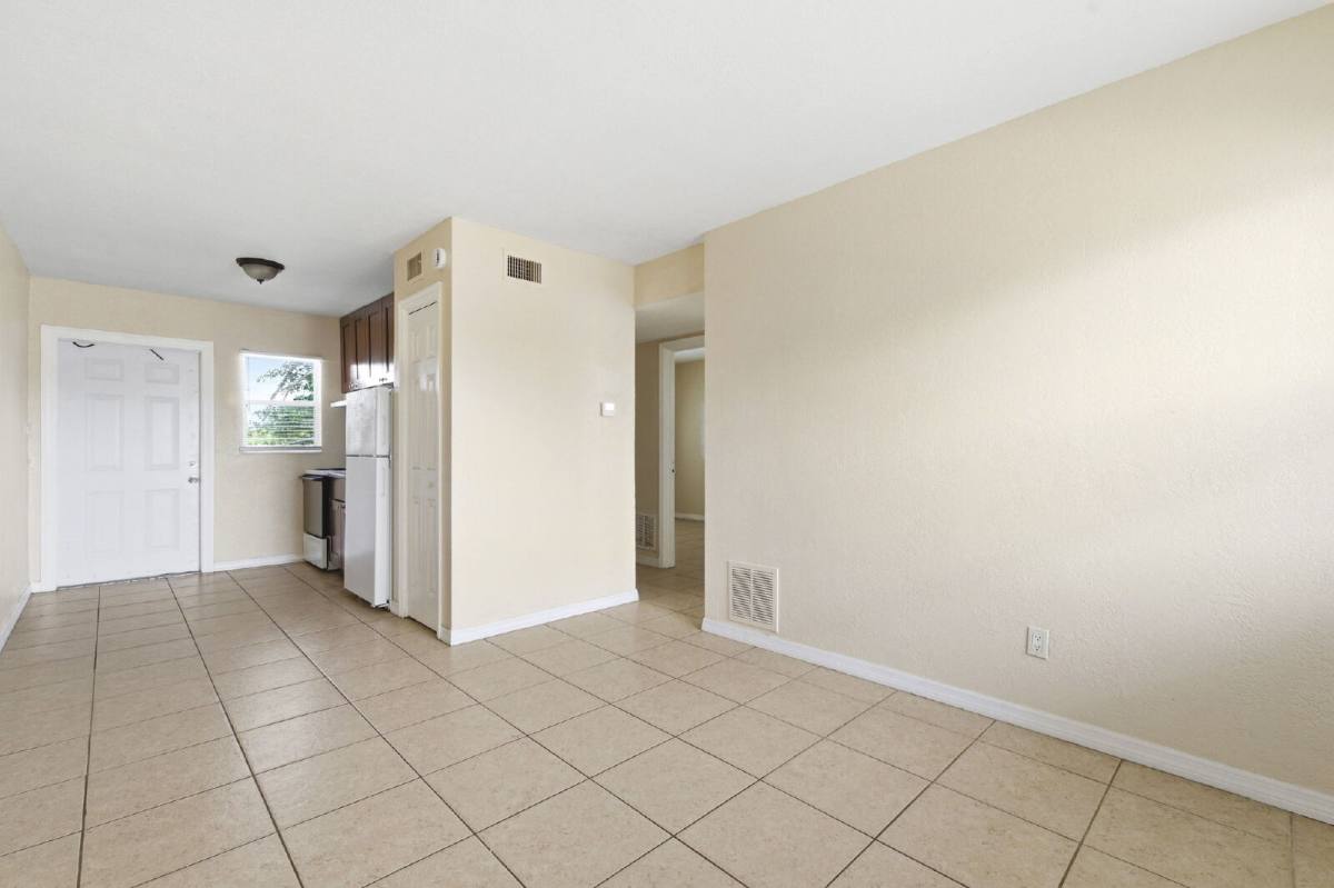 Apartment for rent at 1799 Russell St S #3, Saint Petersburg, FL 33712