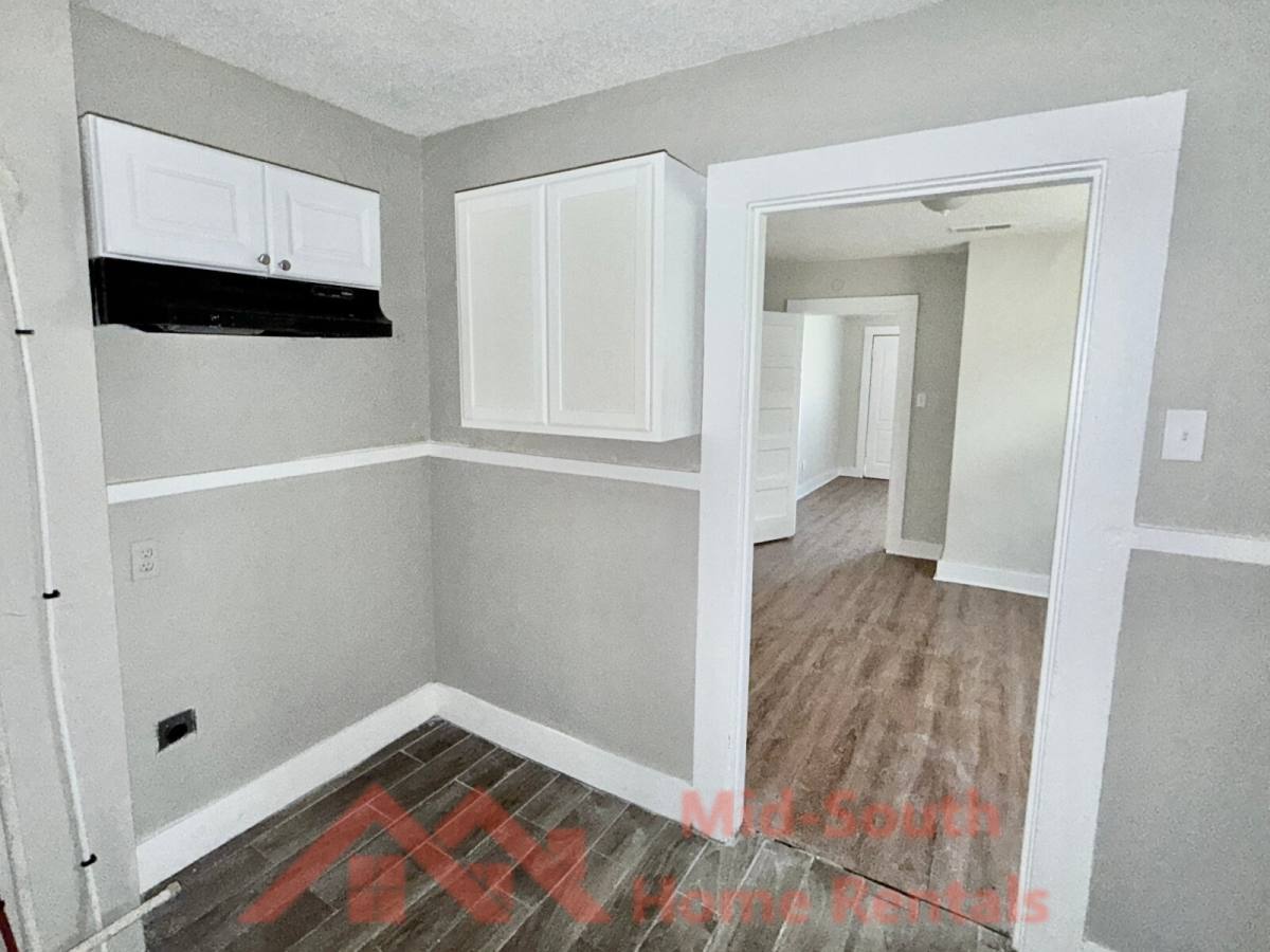 Townhouse for rent at 2263 Hunter Ave, Memphis, TN 38108