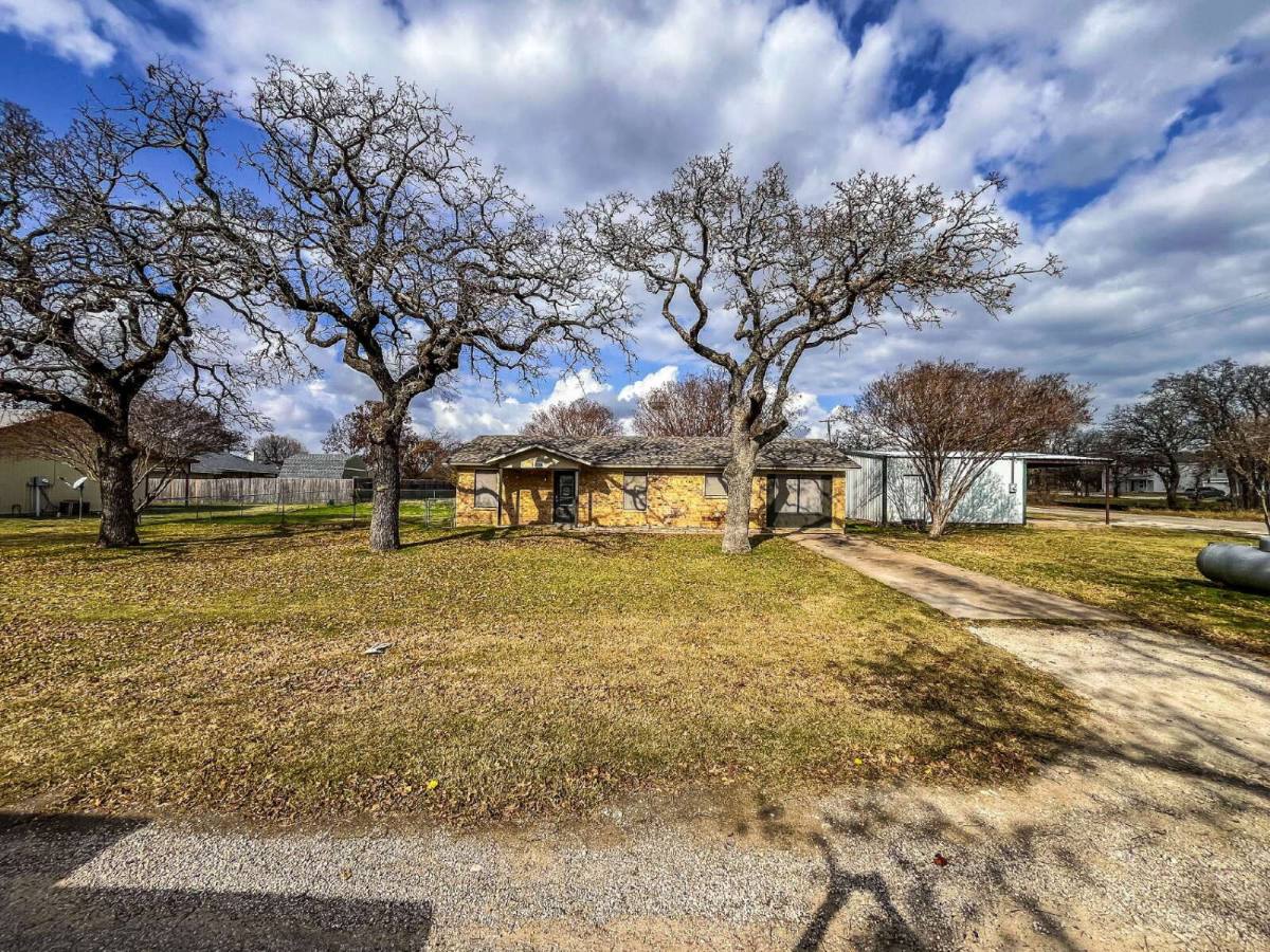 House for rent at 206 E 3rd St, Tolar, TX 76476