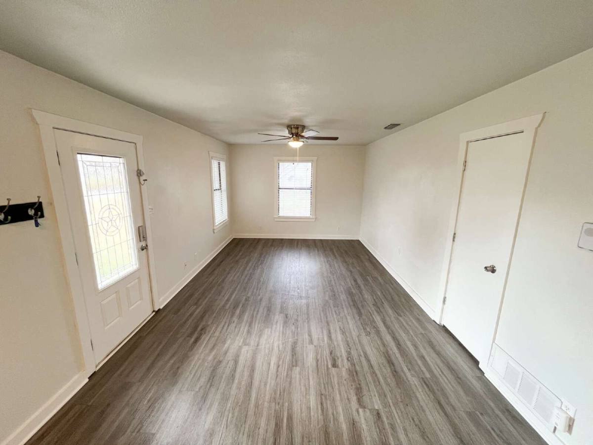 House for rent at 206 E 3rd St, Tolar, TX 76476