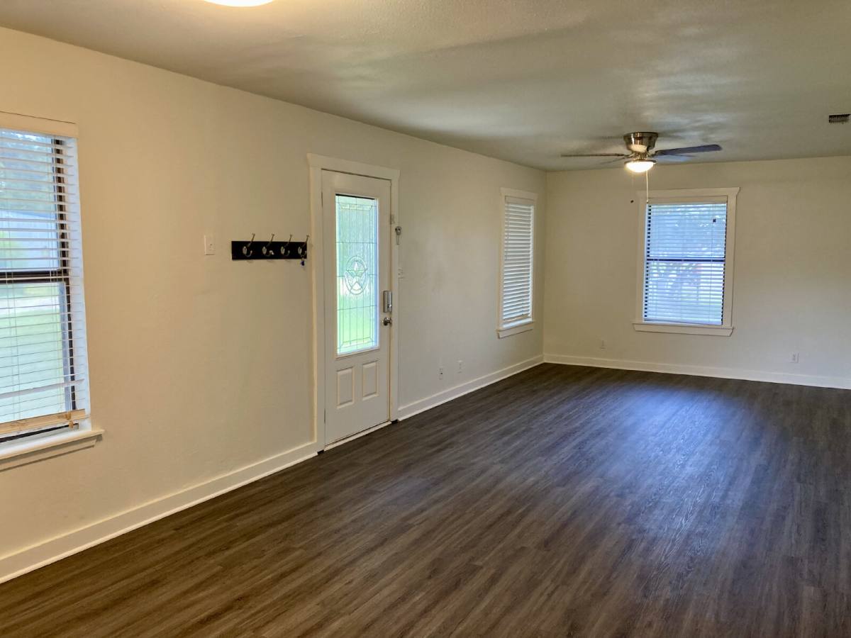 House for rent at 206 E 3rd St, Tolar, TX 76476