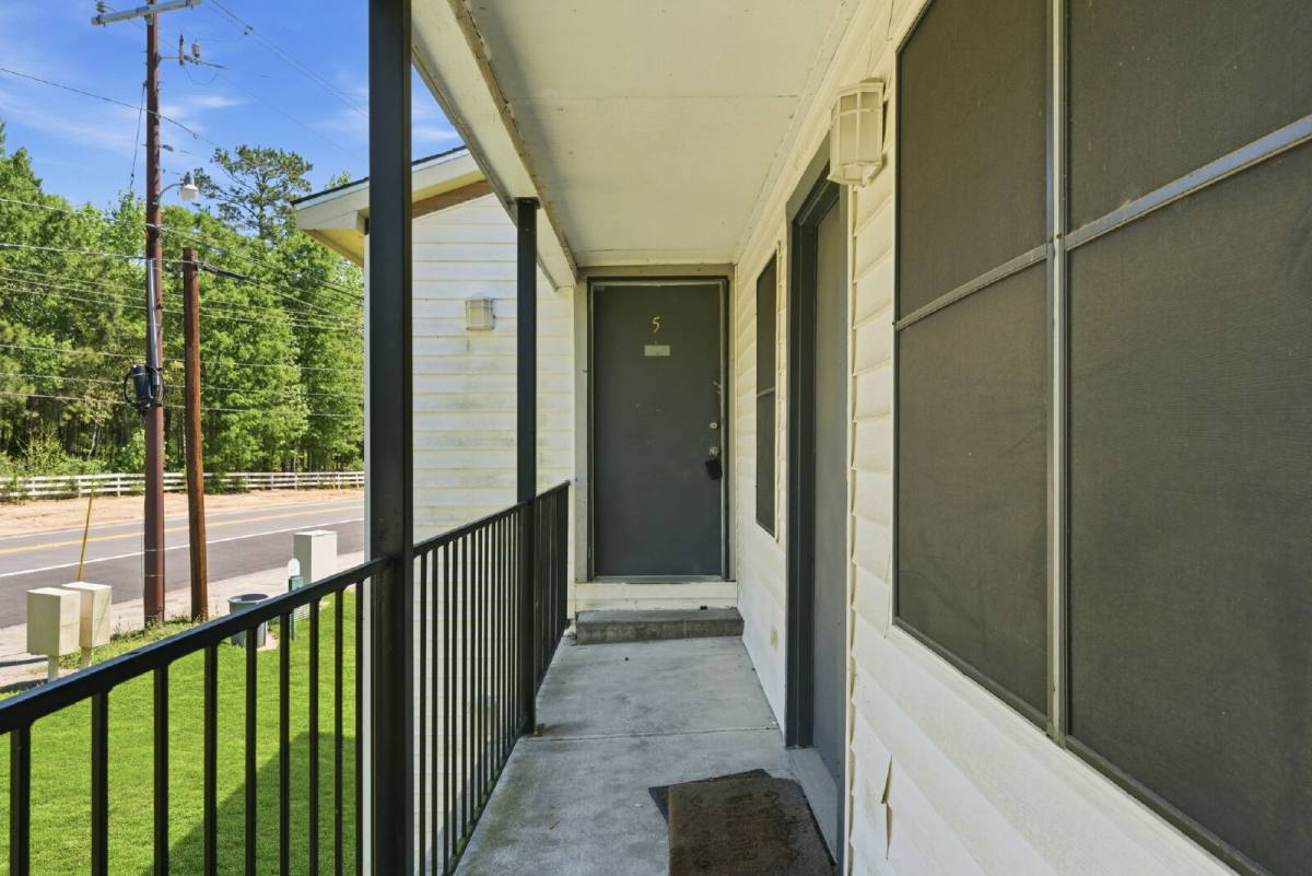 Apartment for rent at 16957 Rabon Chapel Rd #5, Montgomery, TX 77316