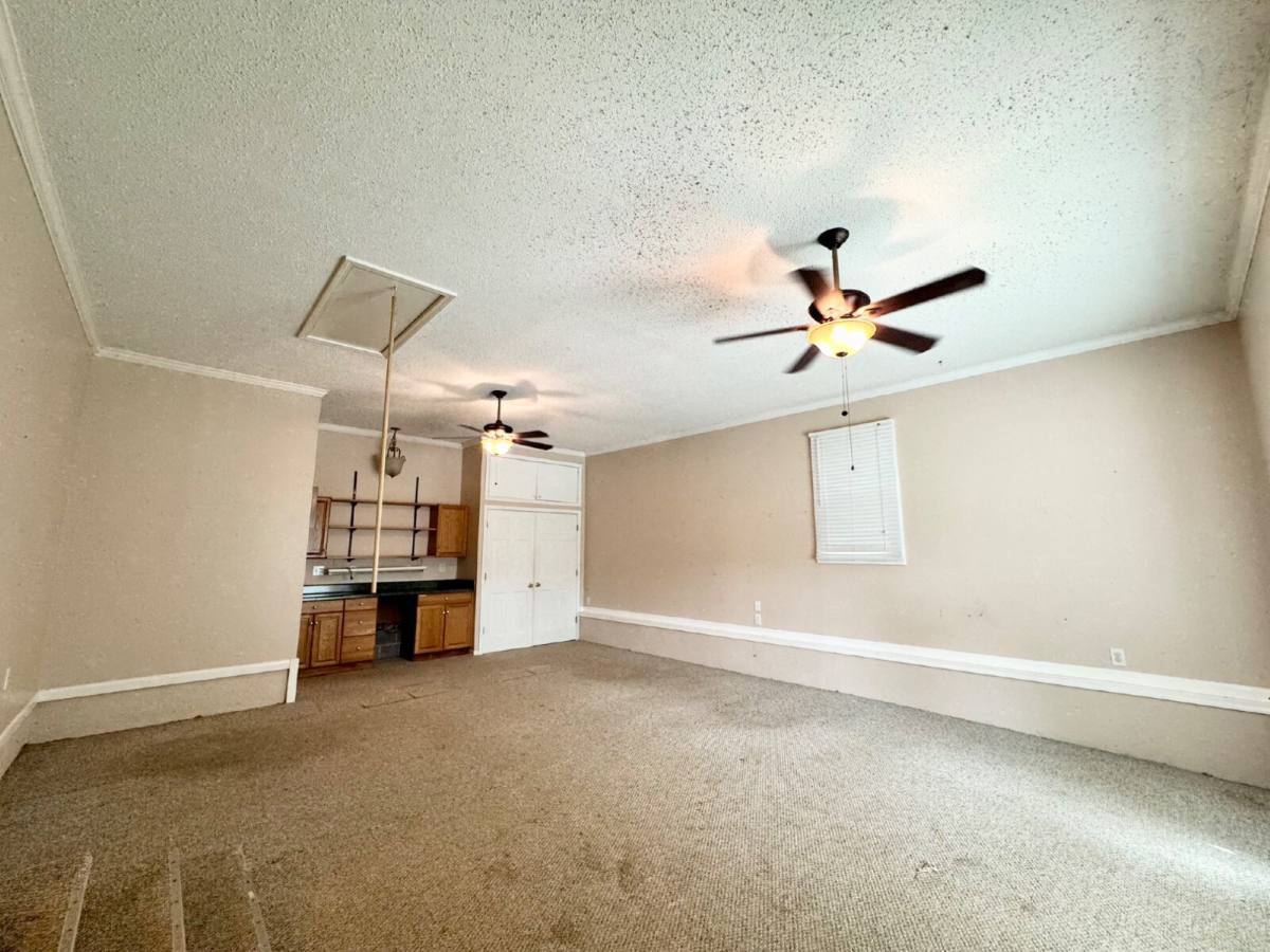 House for rent at 1713 E Main St, Westminster, SC 29693