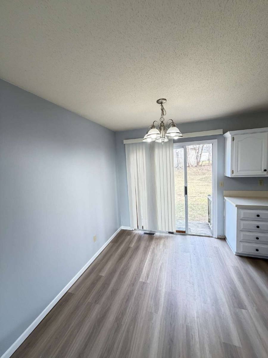 Townhouse for rent at 4033 57th St, Des Moines, IA 50310
