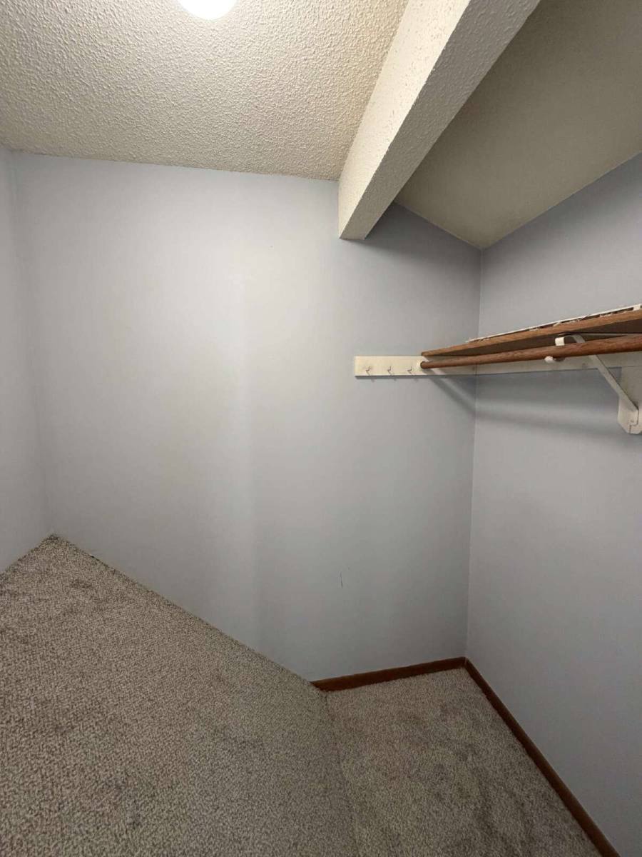 Townhouse for rent at 4033 57th St, Des Moines, IA 50310