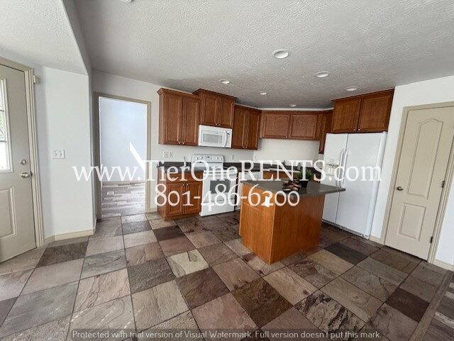 House for rent at 1952 E Meadow Downs Way, Salt Lake City, UT 84121