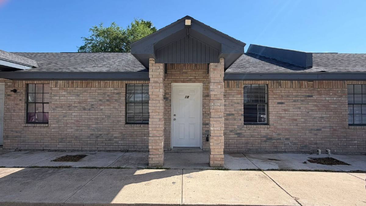 Apartment for rent at 2714 W Mile 17 1 2 Rd #24, Edinburg, TX 78541