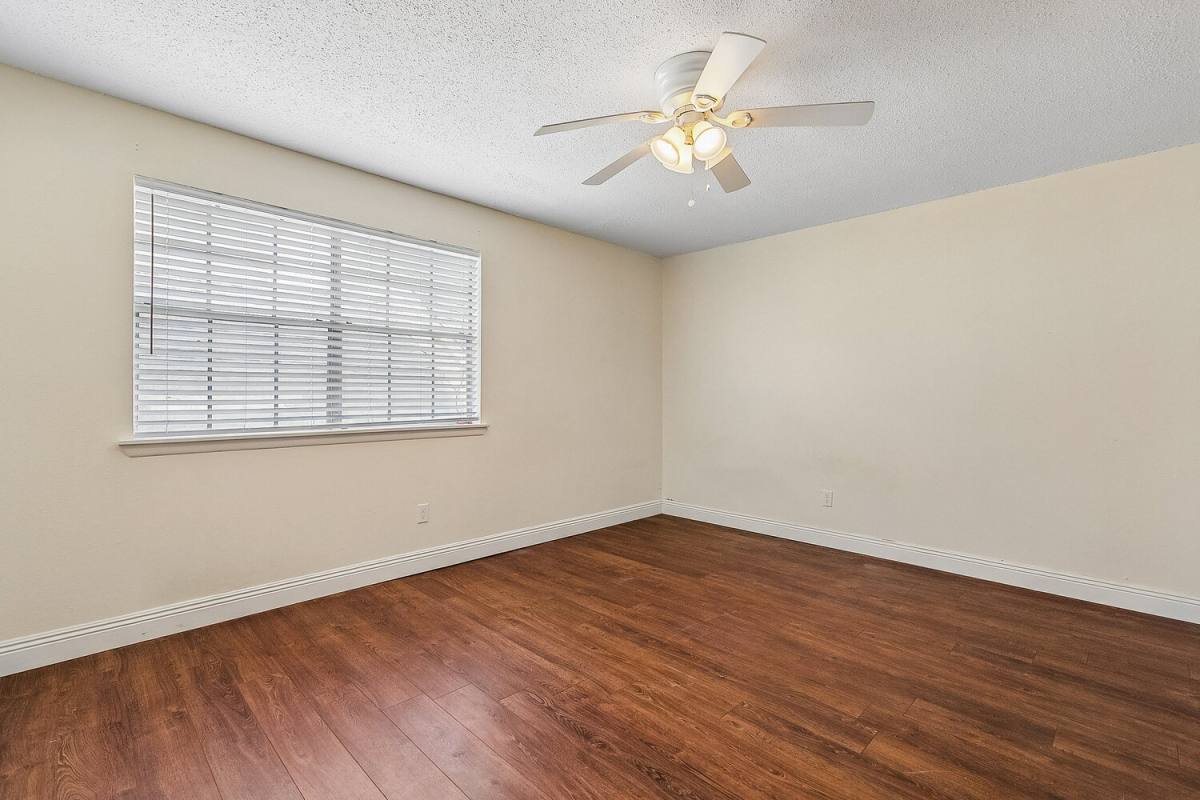 Condo for rent at 825 Louisiana Ave #6, New Orleans, LA 70115