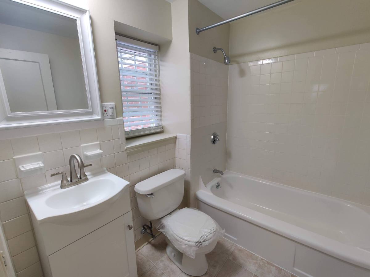 Apartment for rent at 57 Mercury Court #R1, West Springfield, MA 01089