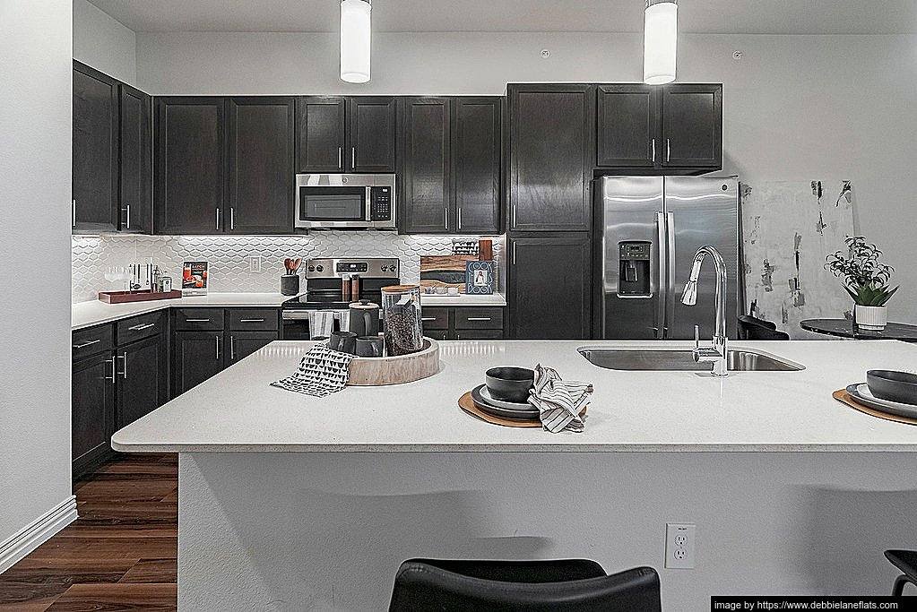 Townhouse for rent at 8150 S Watson Rd #10103, Arlington, TX 76002