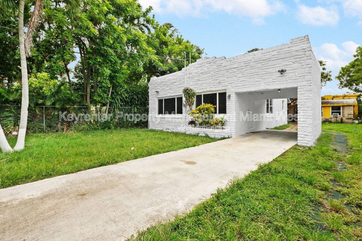 House for rent at 7770 NW 9th Ave, Miami, FL 33150