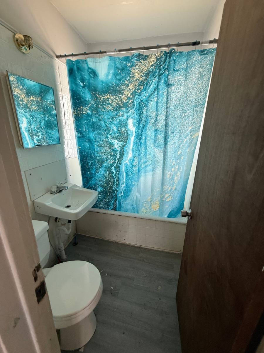 House for rent at 521 E Marengo Ave, Flint, MI 48505
