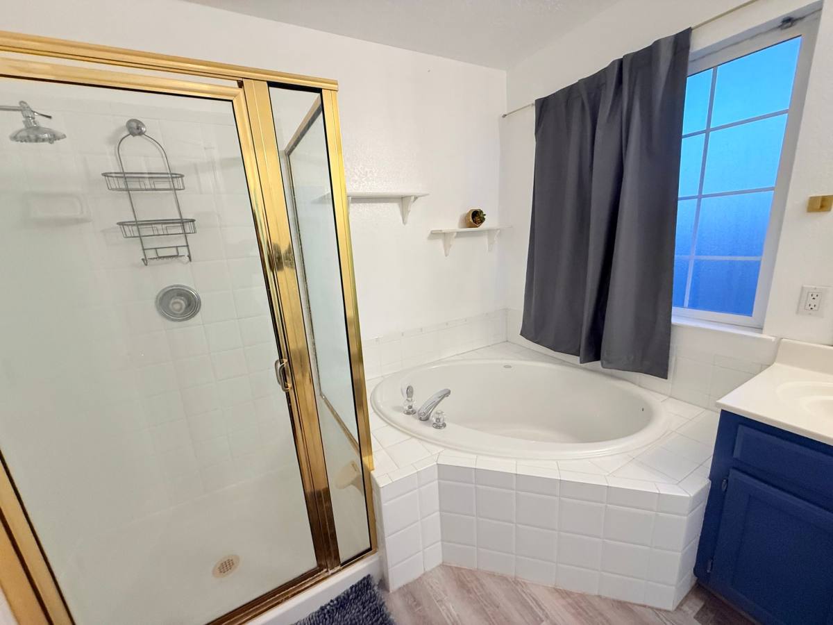 House for rent at 9612 Palomita Court NW, Albuquerque, NM 87114