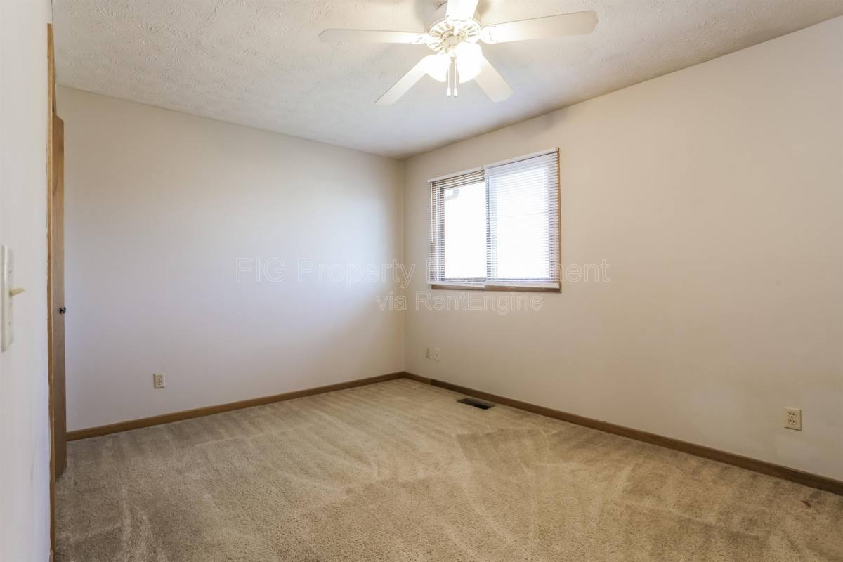 Apartment for rent at 525 Scott County Rd #F, Kingsport, TN 37660