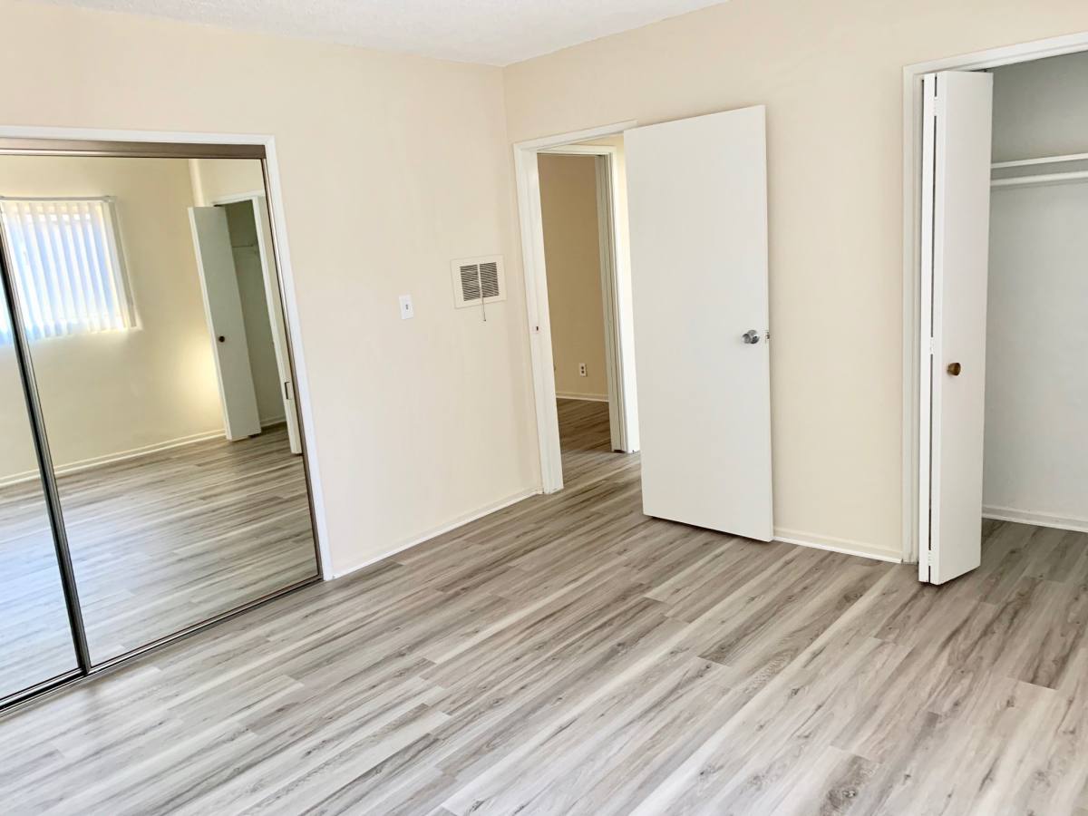 Apartment for rent at 1516 Rock Glen Ave, Glendale, CA 91205
