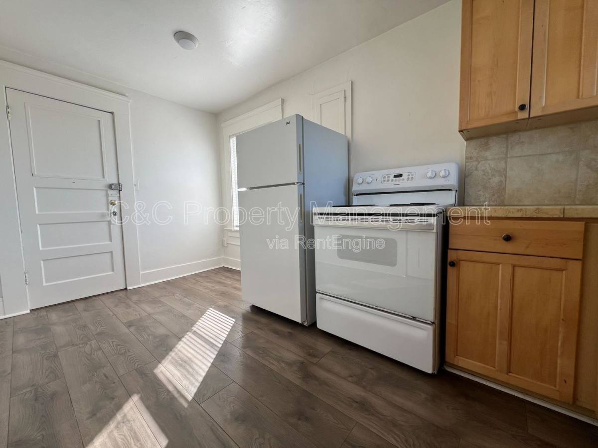 Apartment for rent at 1200 W Market Circle #5, Salinas, CA 93901
