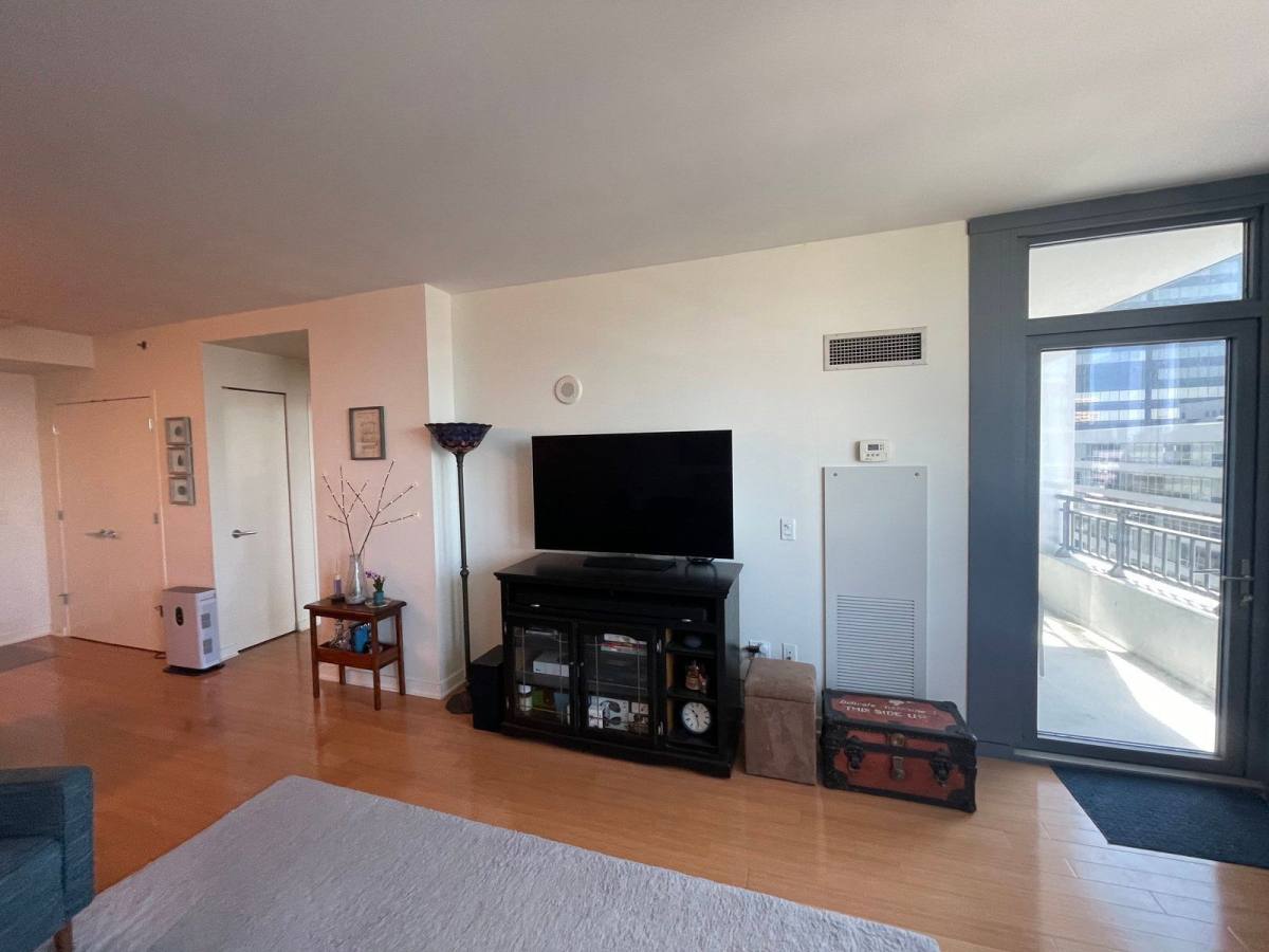 Apartment for rent at 2101 Market St #1605, Philadelphia, PA 19103