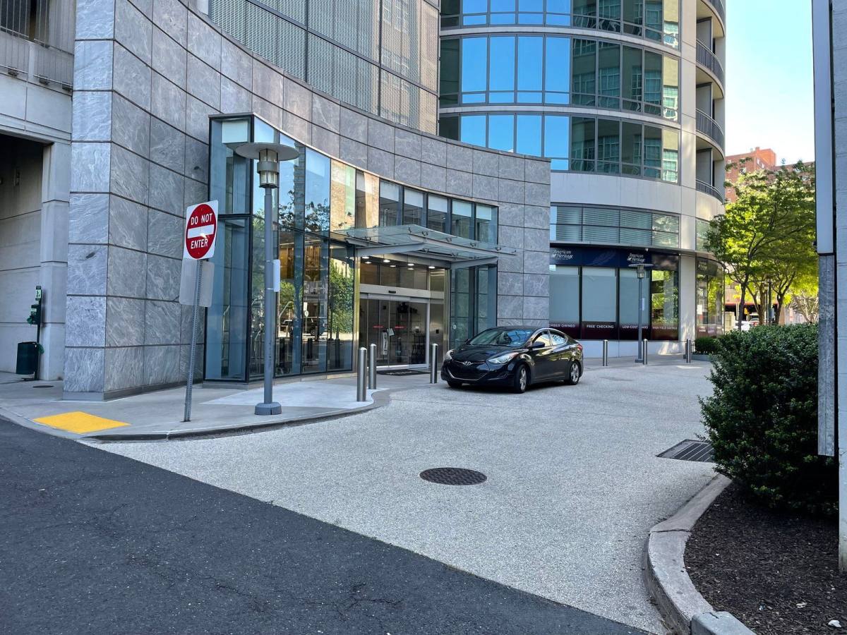 Apartment for rent at 2101 Market St #1605, Philadelphia, PA 19103