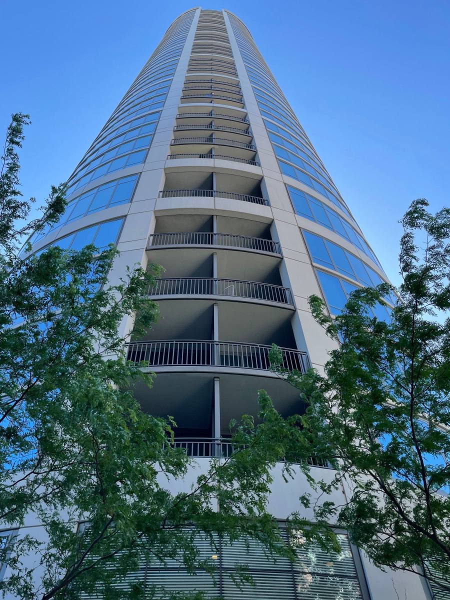 Apartment for rent at 2101 Market St #1605, Philadelphia, PA 19103