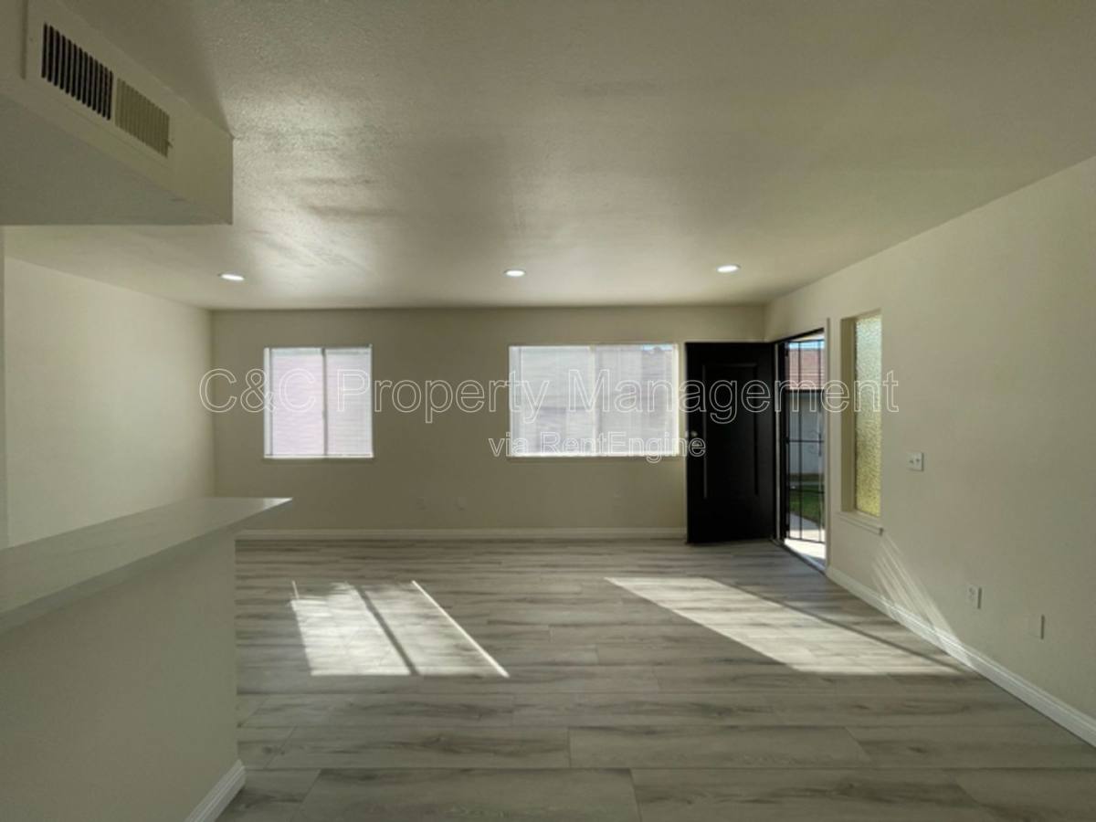 Condo for rent at 3479 20th St, Highland, CA 92346