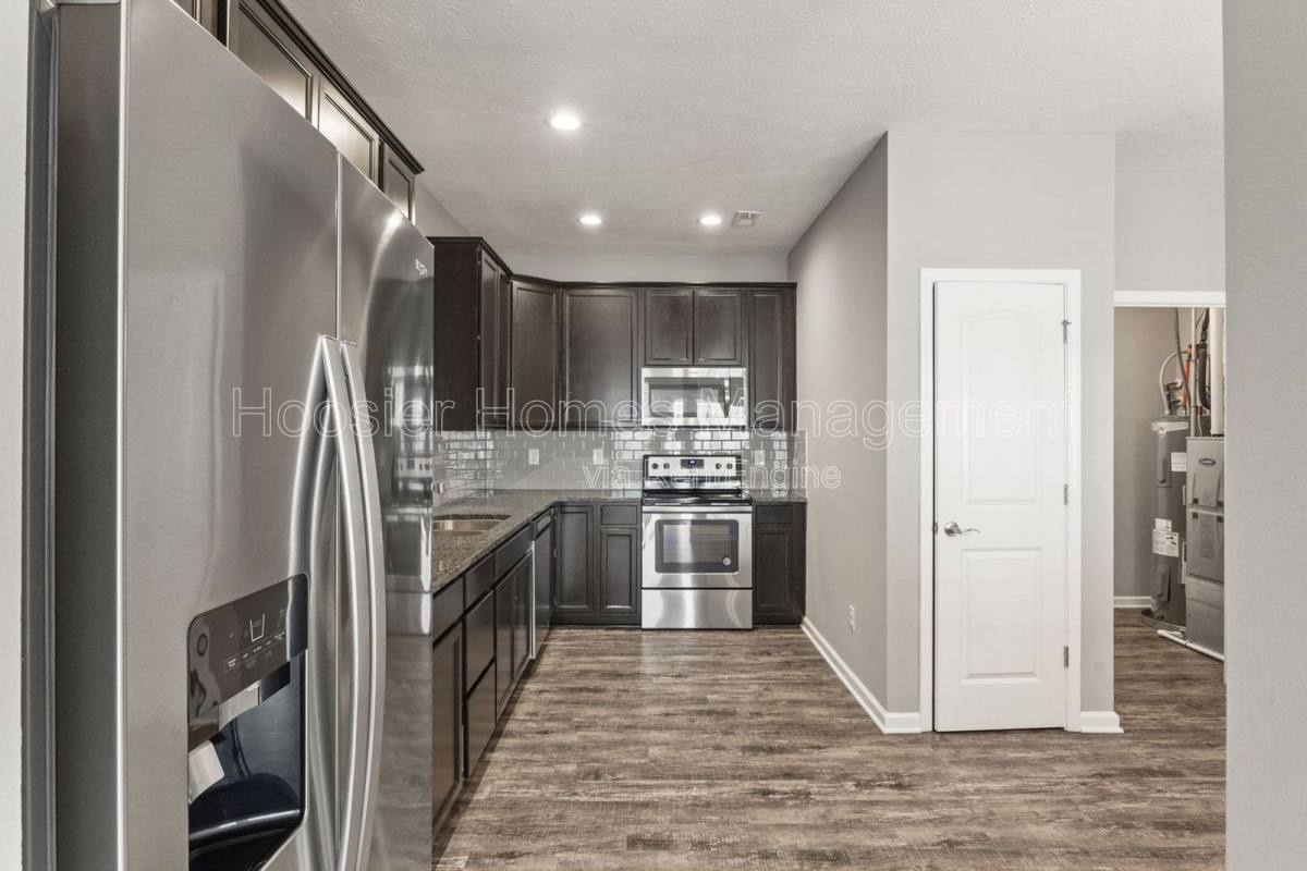 Apartment for rent at 556 Dylan Dr, Avon, IN 46123
