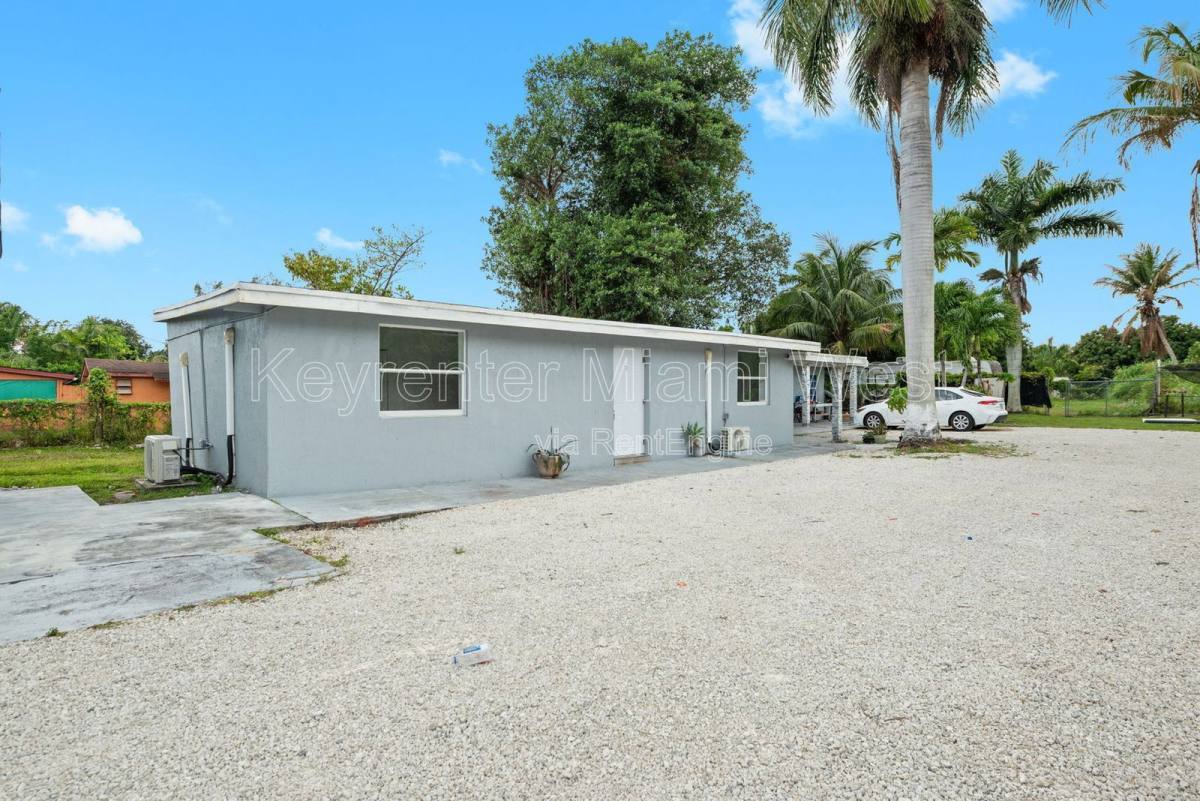 Apartment for rent at 10990 NW 18th Ave #2, Miami, FL 33167