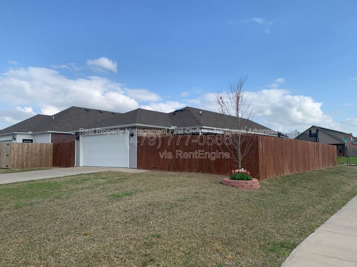 House for rent at 4408 SW Gallatine Ave, Bentonville, AR 72713