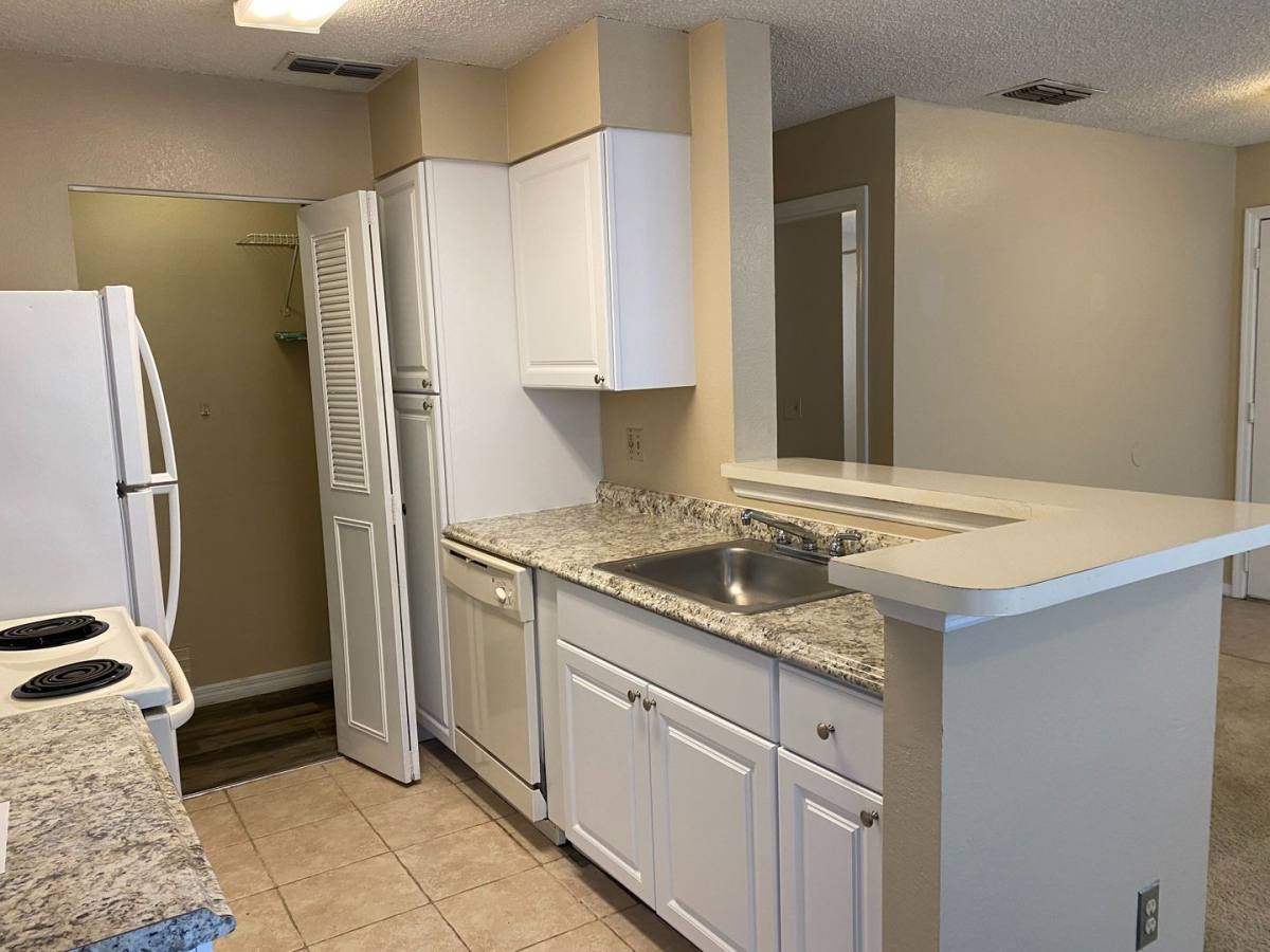 Condo for rent at 1057 S Hiawassee Rd #1912, Orlando, FL 32835