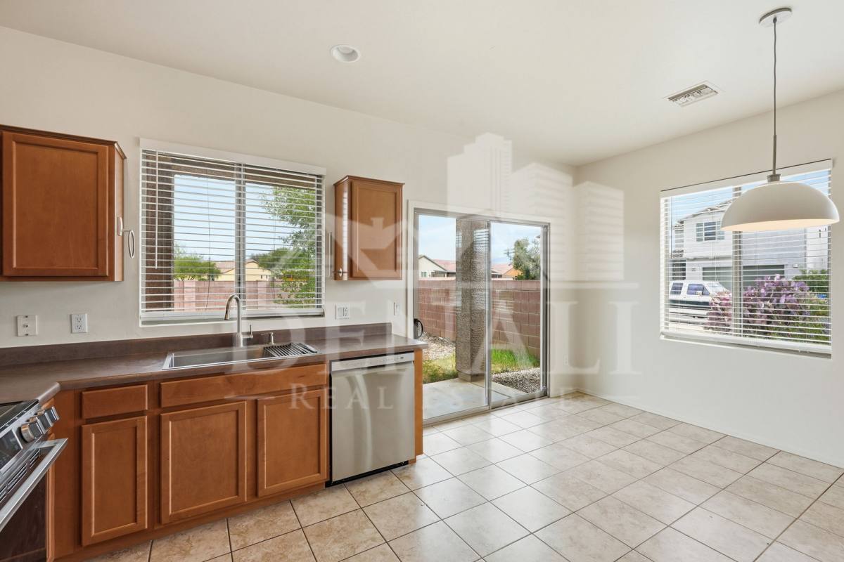 House for rent at 584 N Highlands Grove Lane, Sahuarita, AZ 85629