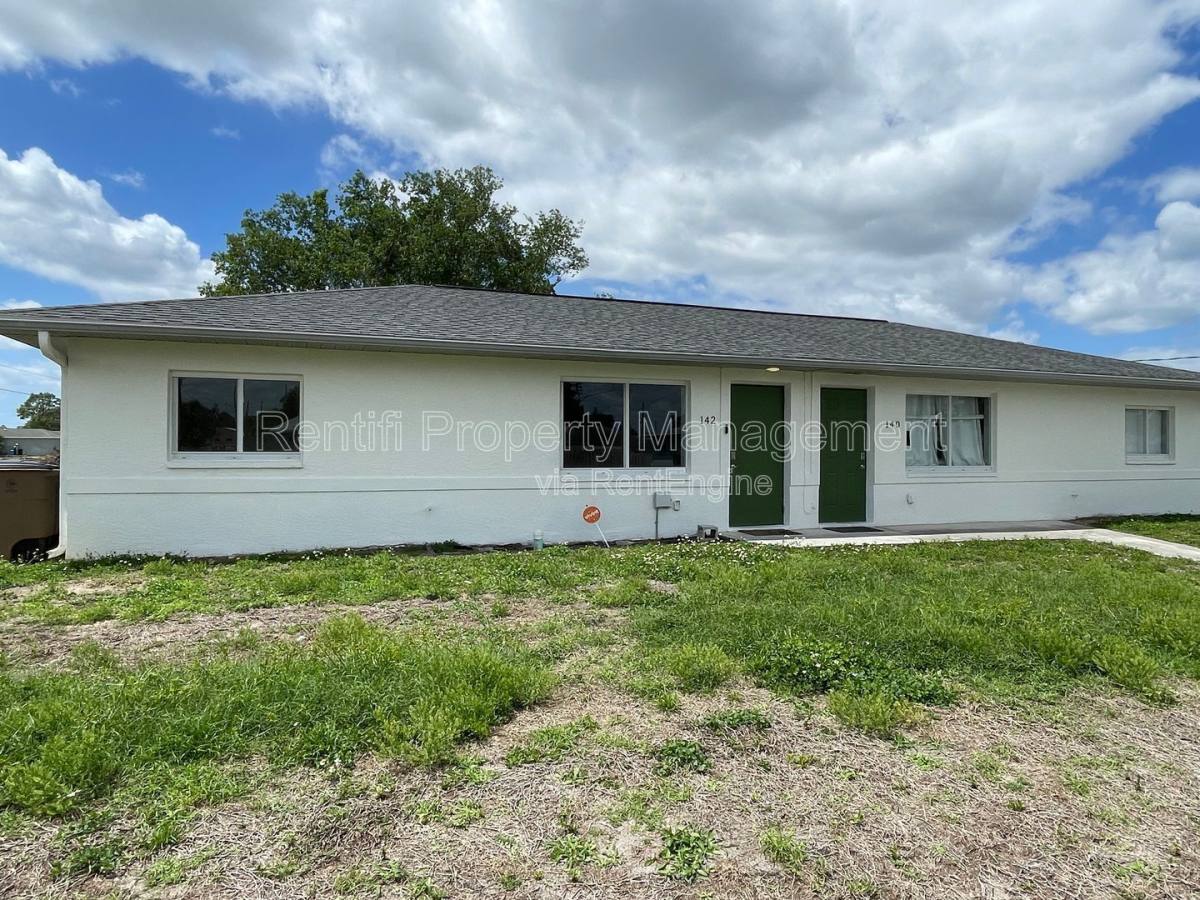 Apartment for rent at 142 Gordon Ave S, Lehigh Acres, FL 33973