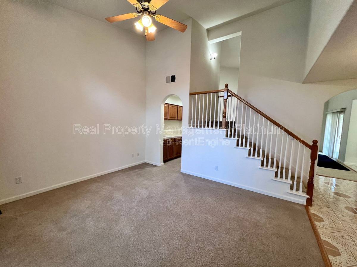 House for rent at 5460 W Ashcroft Ave, Fresno, CA 93722