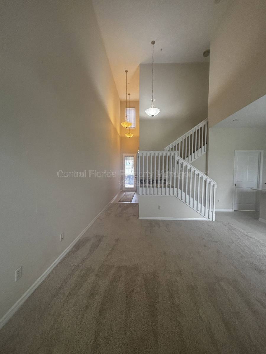 Townhouse for rent at 10036 Moorshire Circle, Orlando, FL 32829