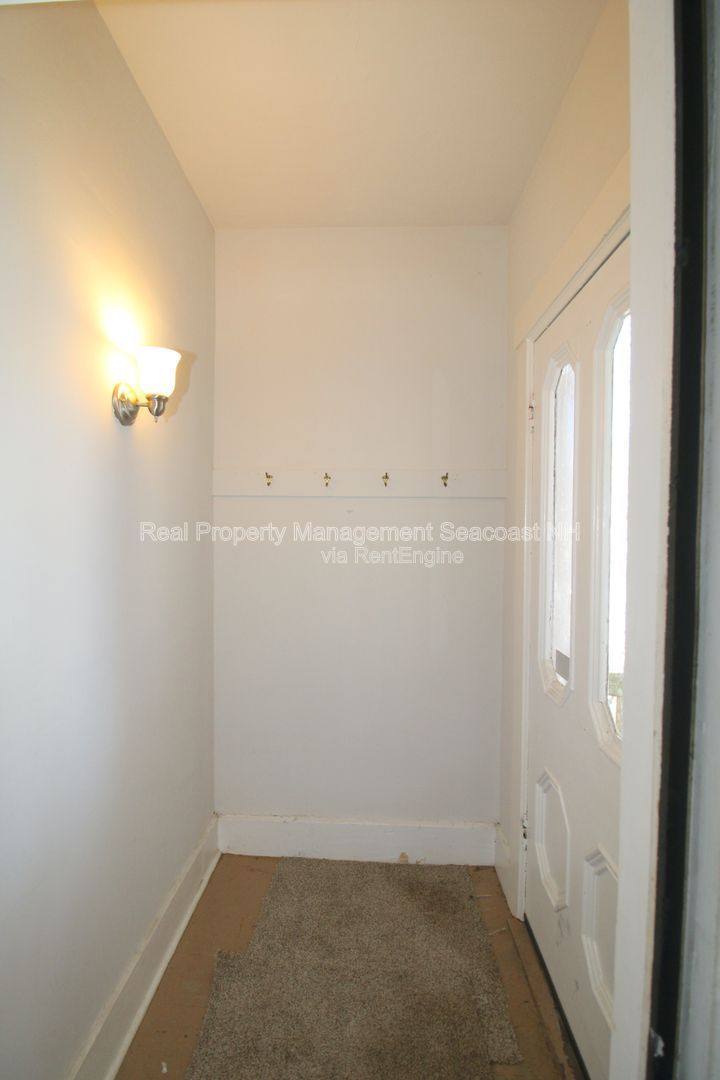 Apartment for rent at 40 Grove St #2, Dover, NH 03820