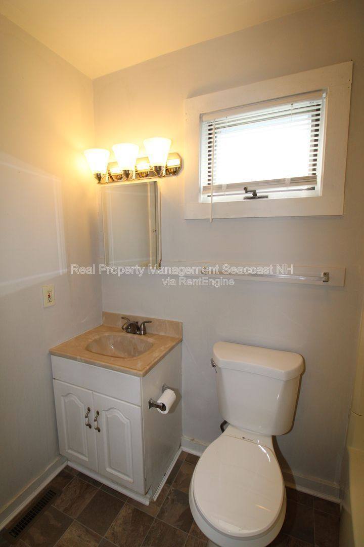 Apartment for rent at 40 Grove St #2, Dover, NH 03820