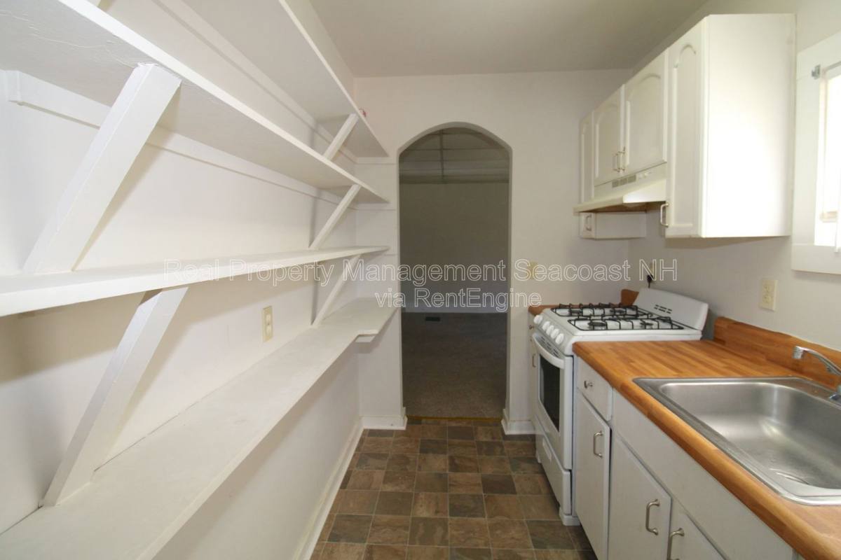 Apartment for rent at 40 Grove St #2, Dover, NH 03820