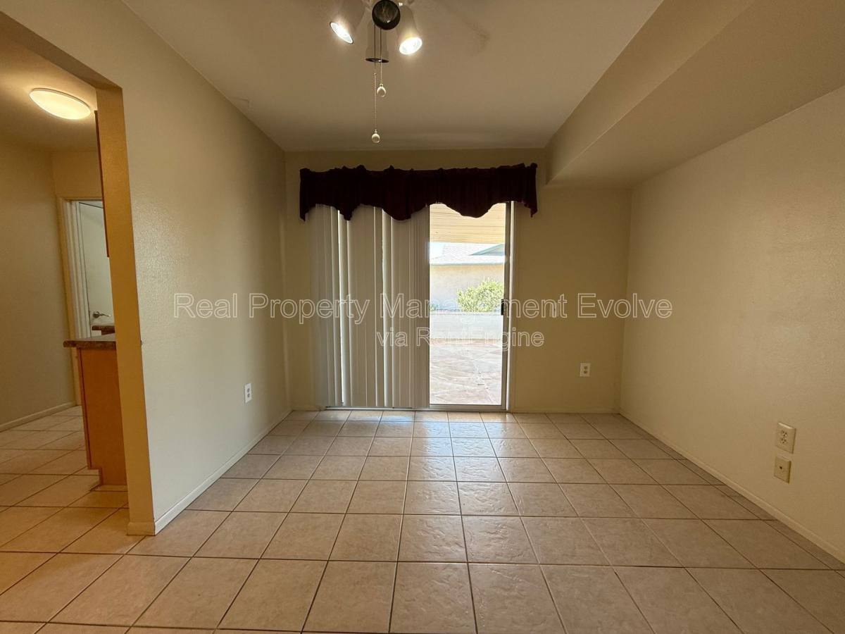 House for rent at 17026 N 96th Ave, Sun City, AZ 85373