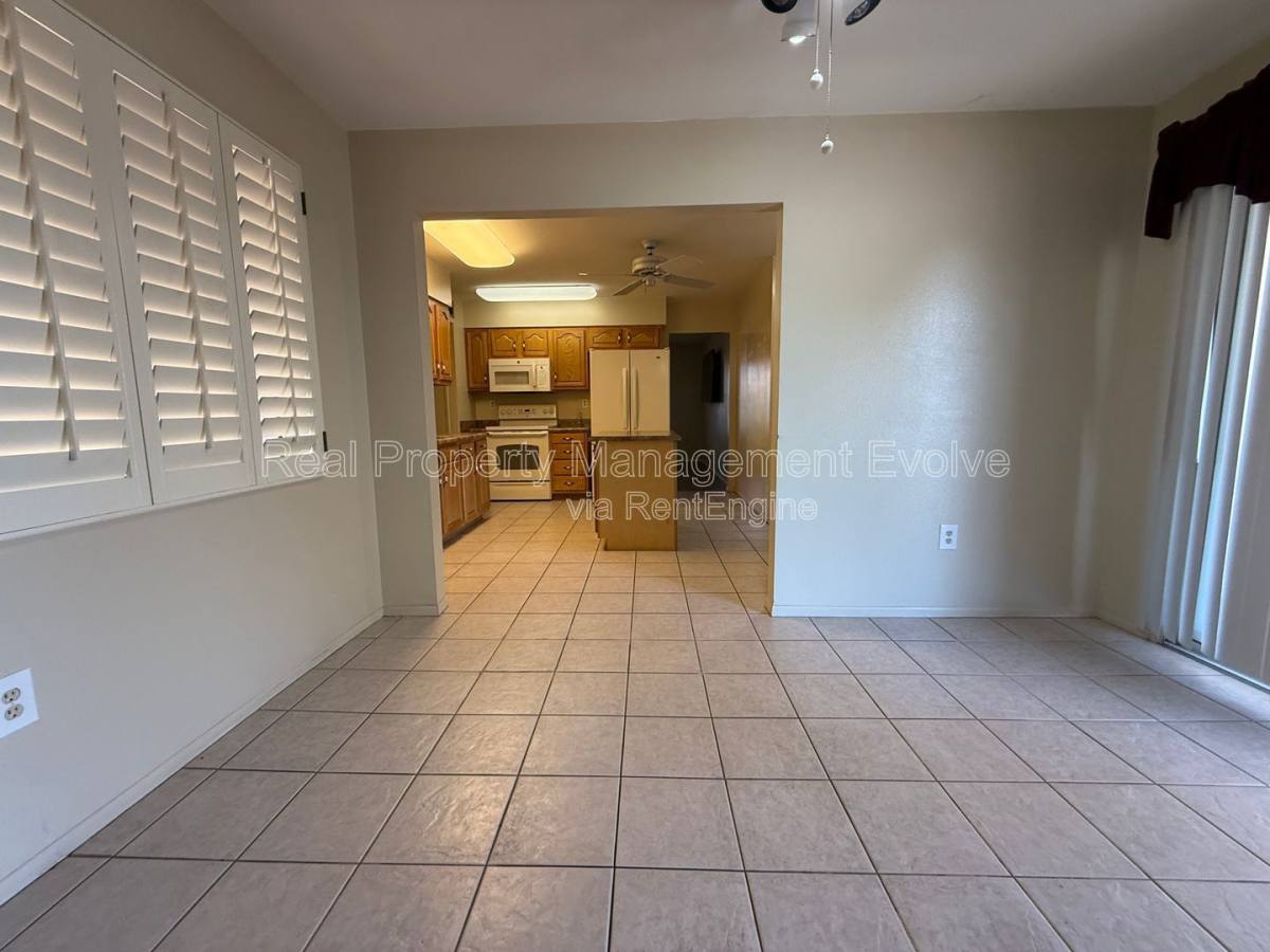 House for rent at 17026 N 96th Ave, Sun City, AZ 85373