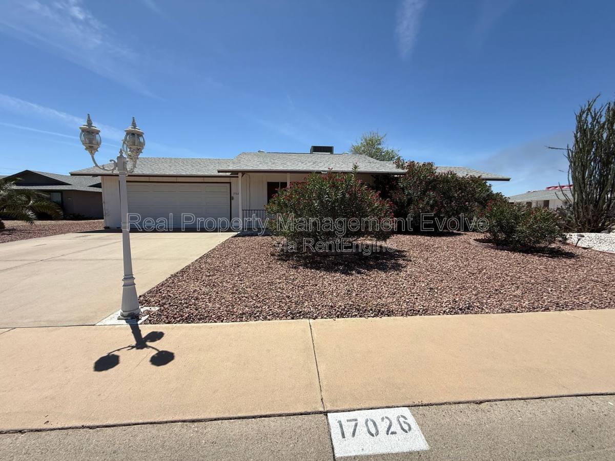 House for rent at 17026 N 96th Ave, Sun City, AZ 85373