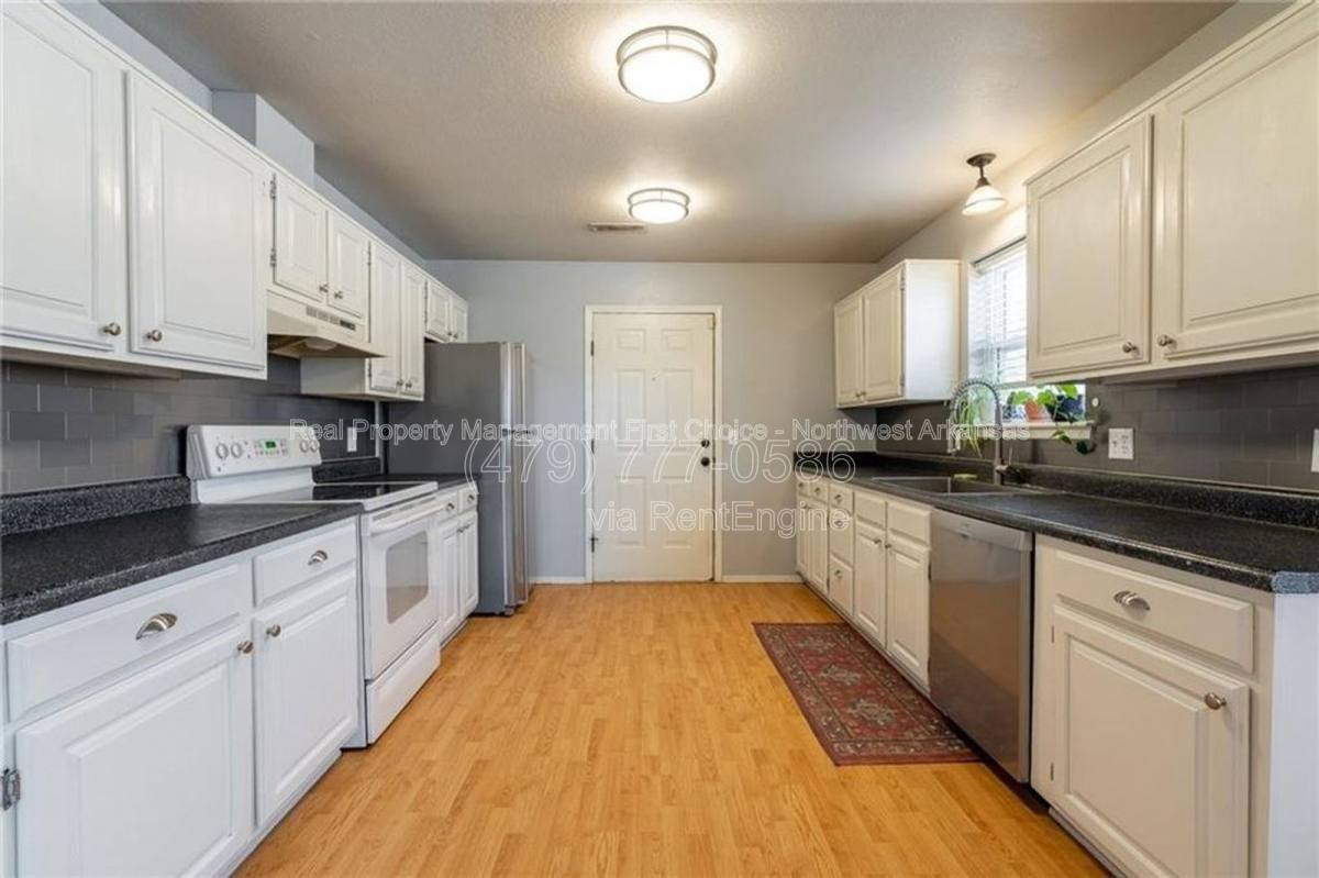 House for rent at 3231 Shale St, Fayetteville, AR 72704