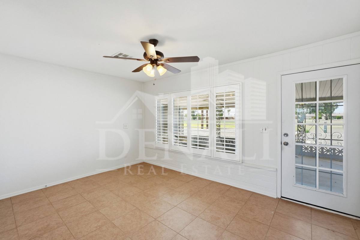 House for rent at 10747 W Hope Dr, Sun City, AZ 85351