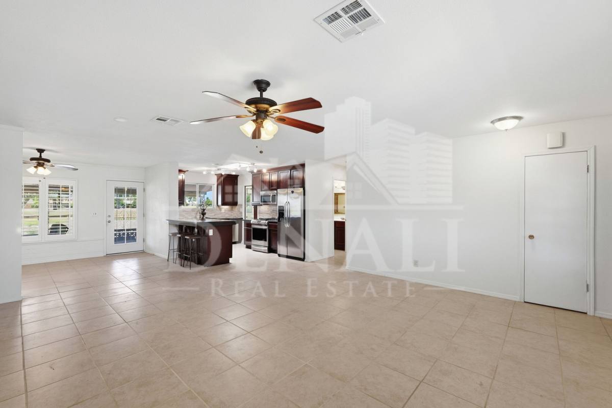 House for rent at 10747 W Hope Dr, Sun City, AZ 85351