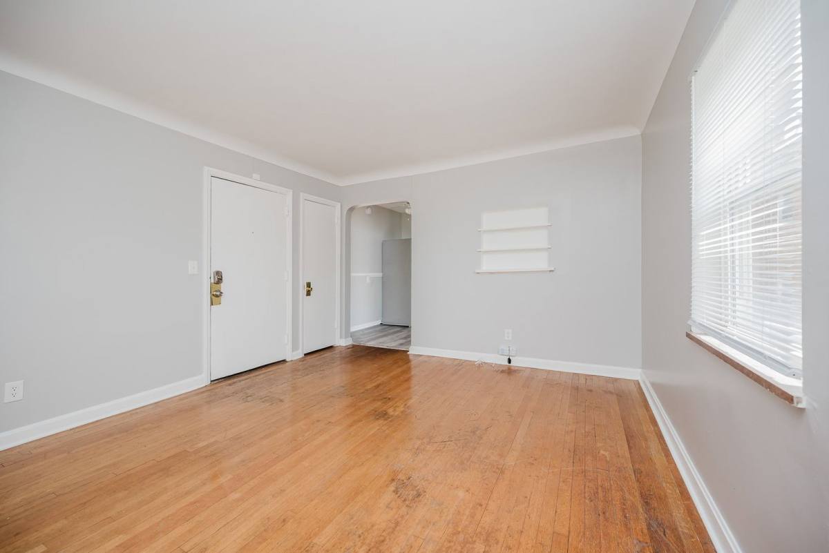 Apartment for rent at 5828 Ridge Ave #5, Cincinnati, OH 45213